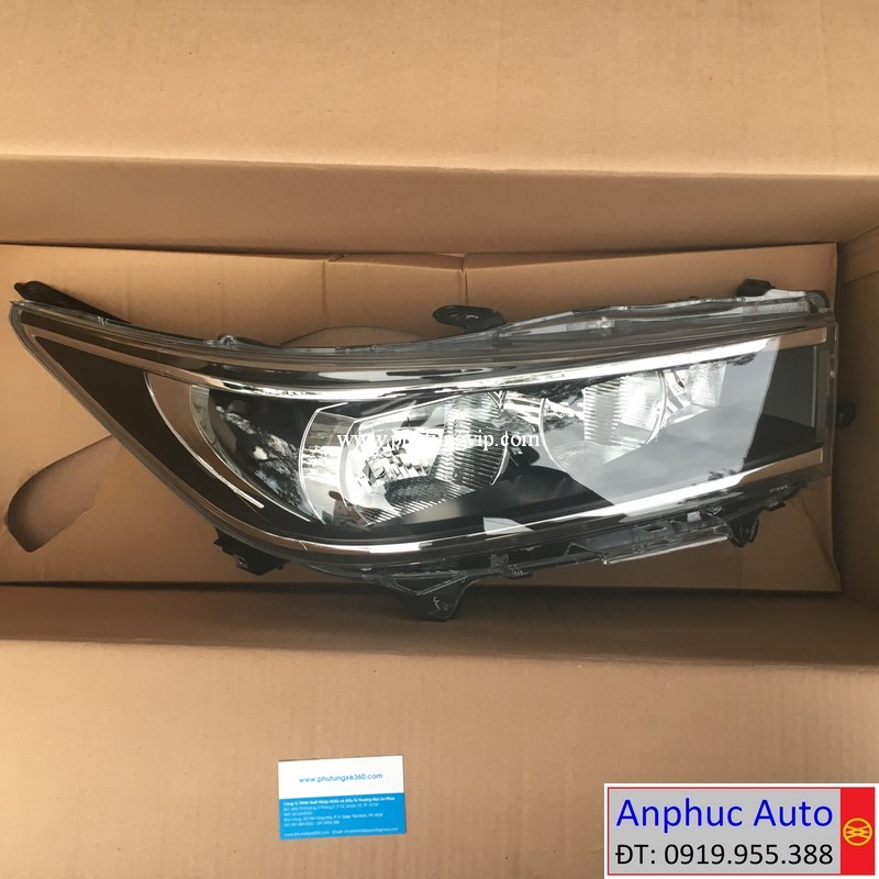 den-pha-Toyota-Innova-2017-81130-0K340.jpg