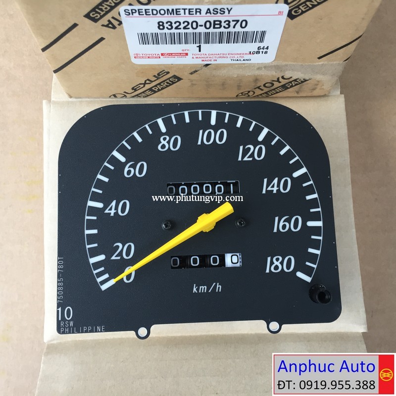 dong-ho-taplo-Toyota-Zace-chinh-hang-83220-0B370.jpg