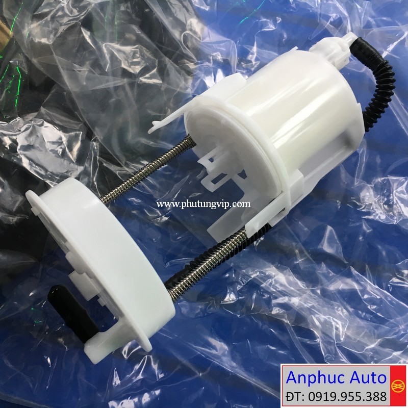 loc-xang-Honda-CRV-2.4L-2014-chinh-hang-17048-SWE-T00.jpg