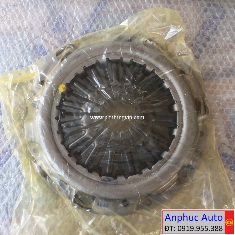 mam-ep-Pajero-Sport-2.5L-2016-hang-MN171120.jpg