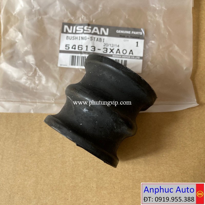 cao-su-can-bang-truoc-Nissan-Urvan-54613-JN20A.jpg