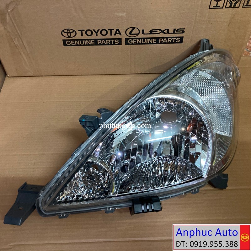 den-pha-trai-innova-2009-OEM-81106-0K130.jpg