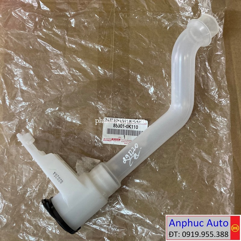 ong-binh-nuoc-rua-kinh-hilux-2015-85301-0k110.jpg