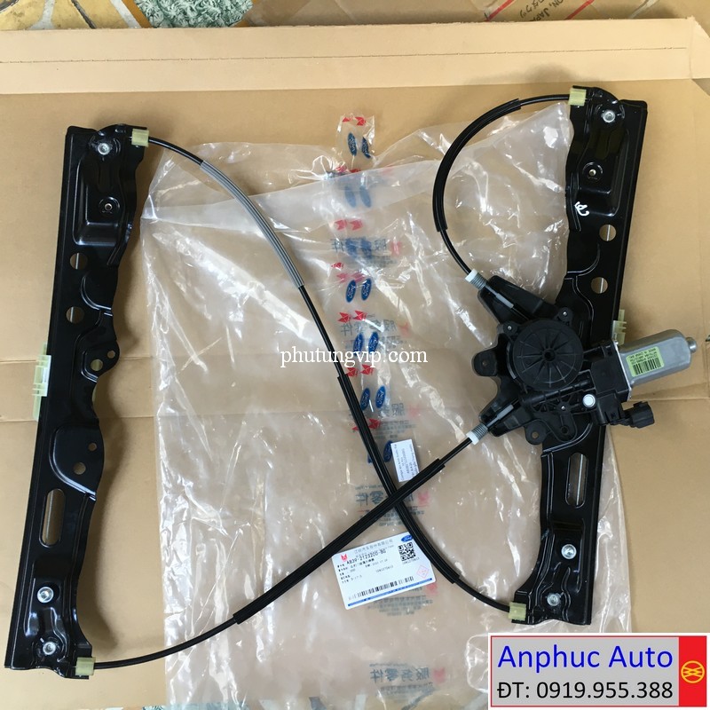 compa-nang-ha-kinh-truoc-phai-ranger-2019-AB39-2123200-BG.jpg