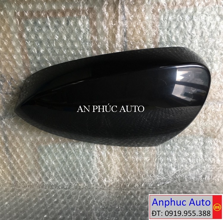 op-guong-ngoai-trai-Toyota-Avanza-87945-BZ530.jpg