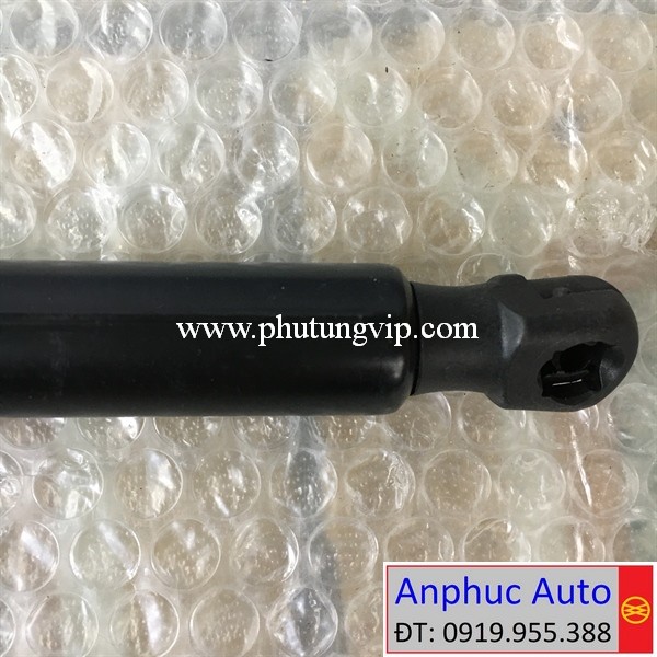 ty-chong-cop-sau-trai-Toyota-Innova-2021-68960-0K270.JPG