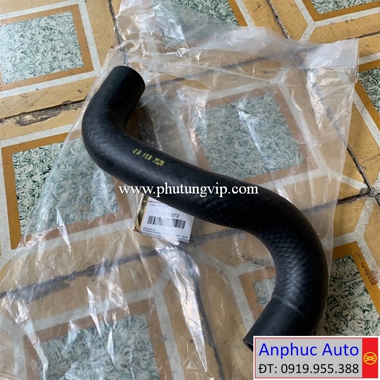 ong-nuoc-ket-nuoc-duoi-Mitsubishi-Xpander-2017-1370B272.JPG