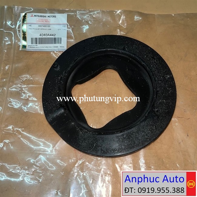 dem-lo-xo-phuoc-truoc-duoi-Mitsubishi-Xpander-2018-4040A442.jpg