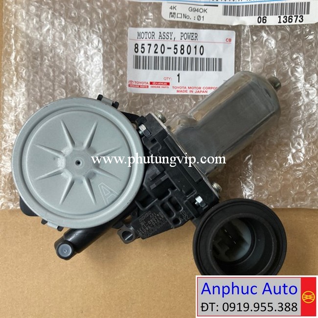 mo-to-nang-ha-kinh-truoc-trai-Toyota-Hiace-2017-85720-58010.jpg