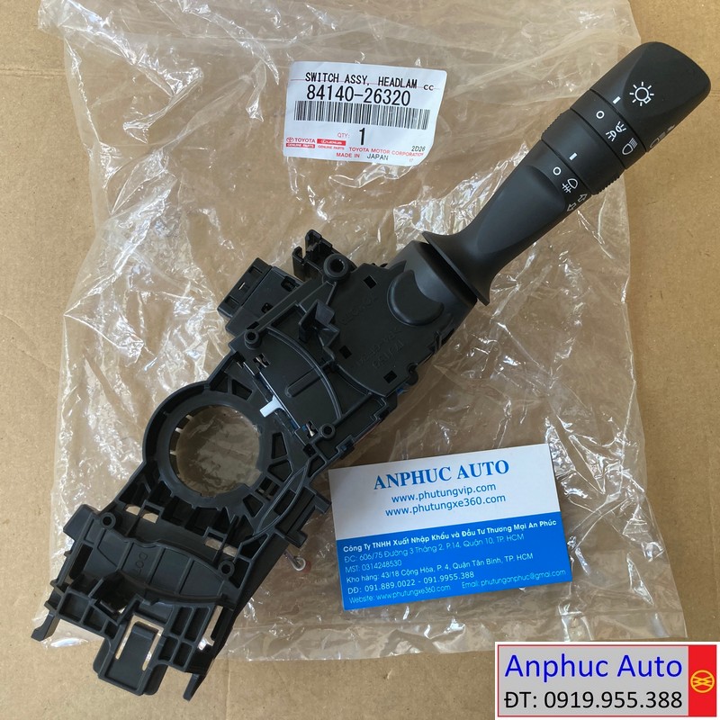 cong-tac-gat-mua-pha-cos-Hiace-84140-26320.JPG