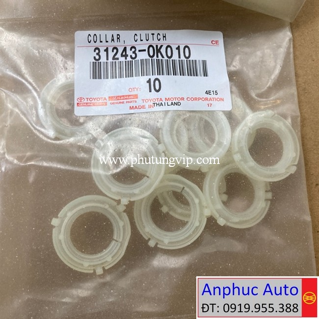 vong-dem-ly-hop-Hilux-31243-0K010.jpg
