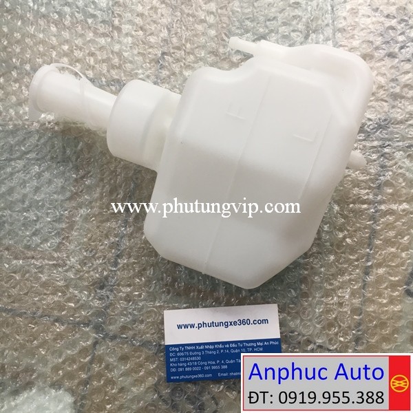 binh-nuoc-phu-Mitsubishi-Attrage-2024-2025-1375A209.jpg