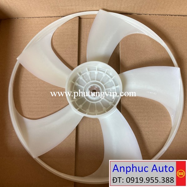 canh-quat-ket-nuoc-Mitsubishi-Xpander-2017-2018-1355A471.jpg