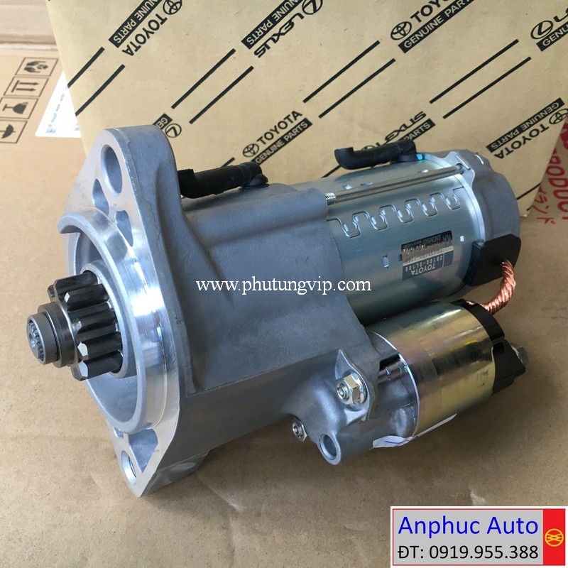 mo-to-de-cu-de-Innova-2017-2018-28100-0L180.JPG